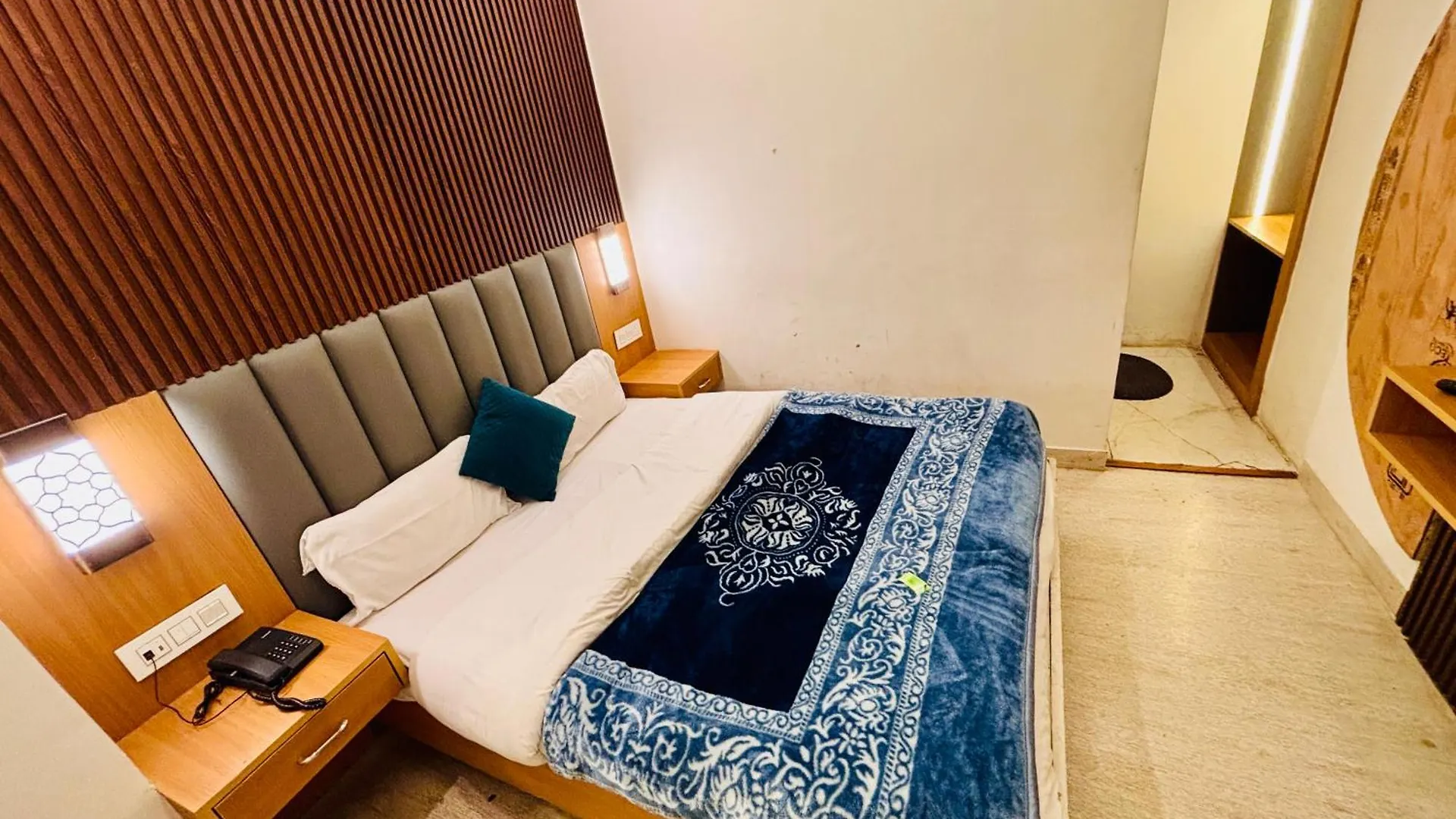 فندق Ganga Near Victory Tunnel & Mall Road Simla In City Center