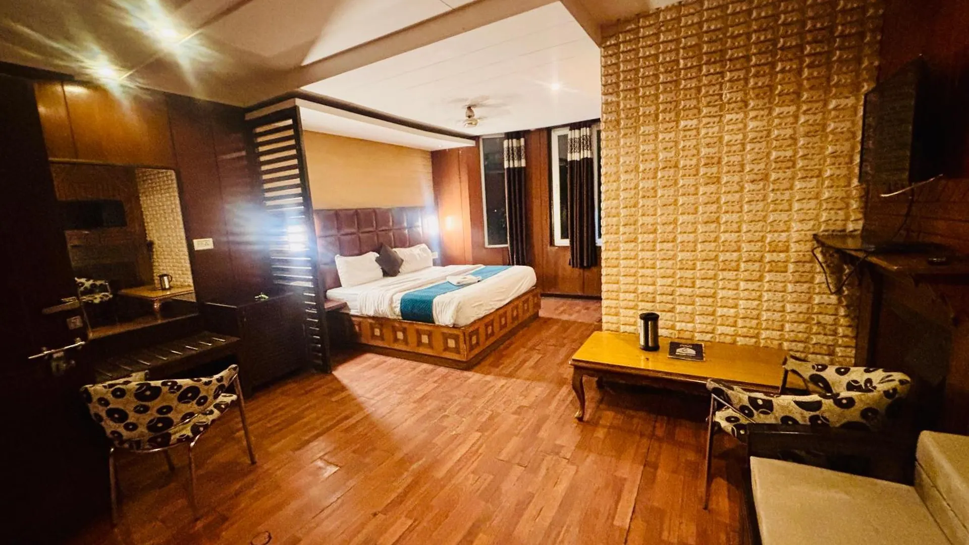 Ganga Near Victory Tunnel & Mall Road Simla In City Center 0*, شيملا
