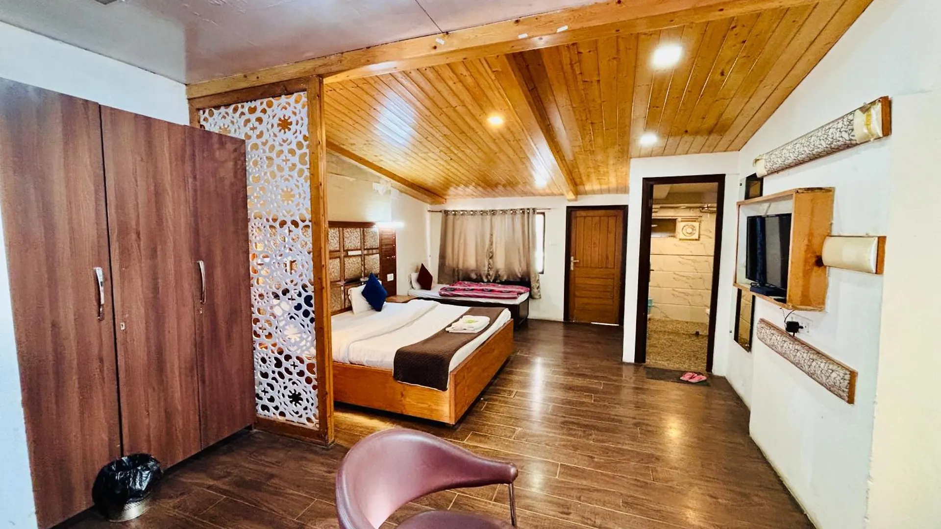 فندق Ganga Near Victory Tunnel & Mall Road Simla In City Center