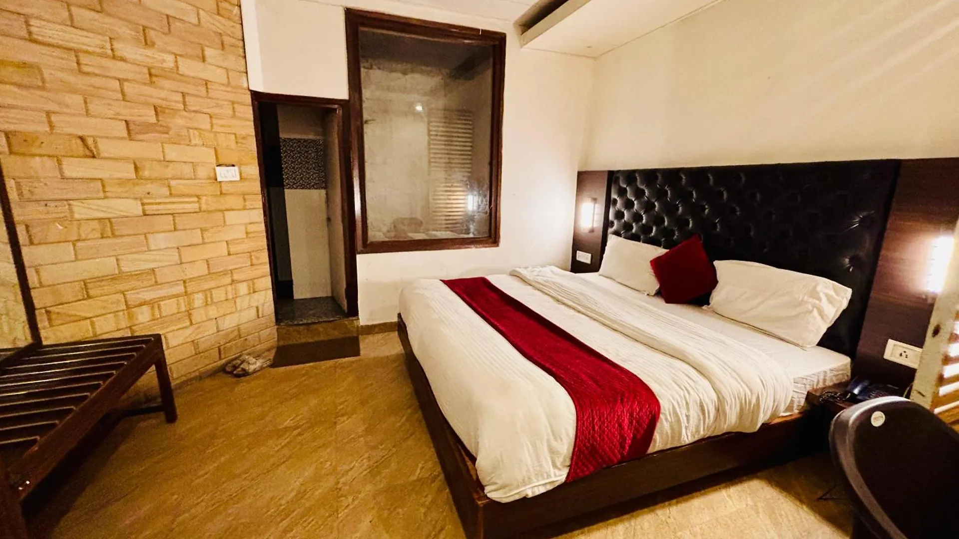 Ganga Near Victory Tunnel & Mall Road Simla In City Center