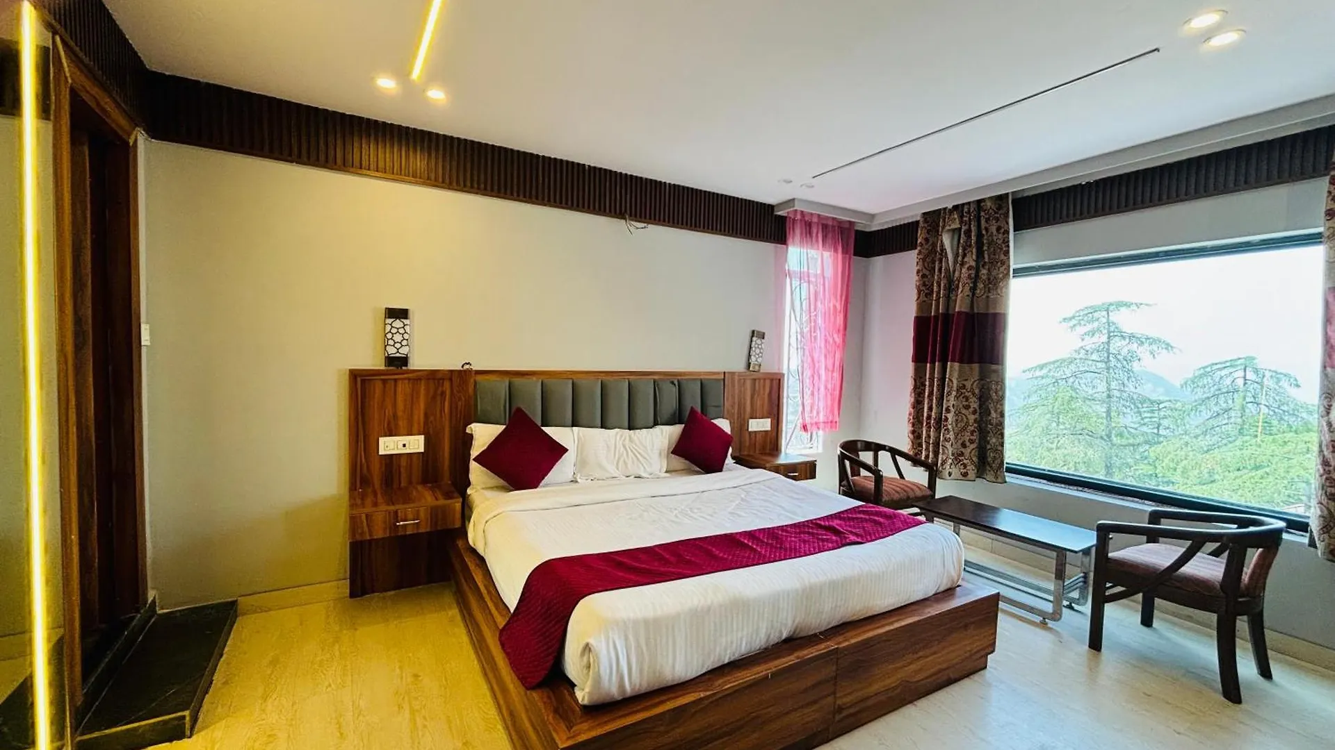 Ganga Near Victory Tunnel & Mall Road Simla In City Center